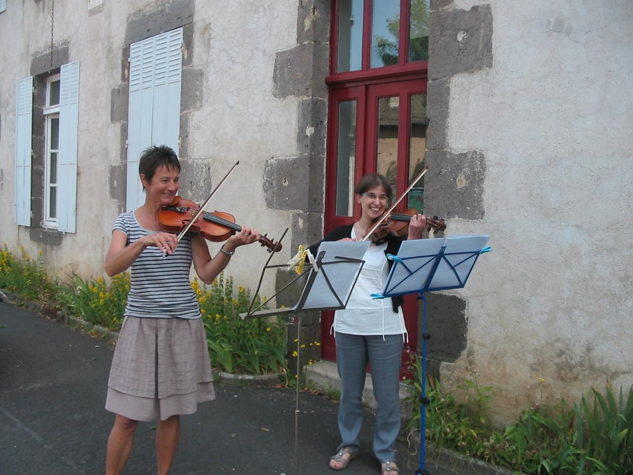 Marie- Françoise et Muriel en pleine répétition