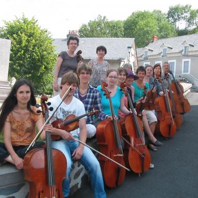 Devant la mairie