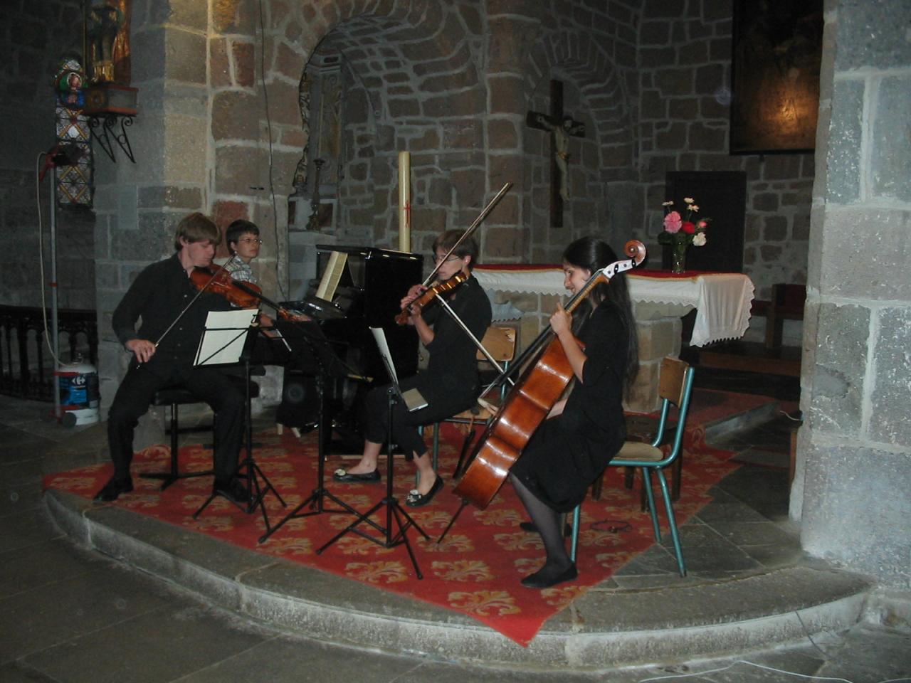 Gregor, Olga, Muriel, Morgane: Bagatelle de Dvorak