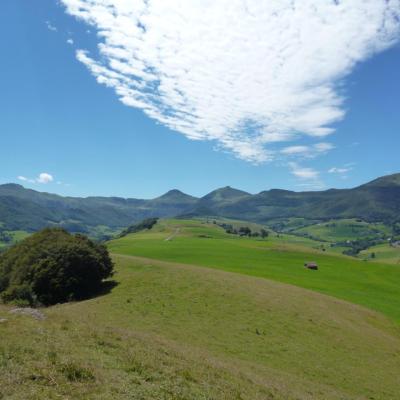 Vue sur le cirque du Puy Mary