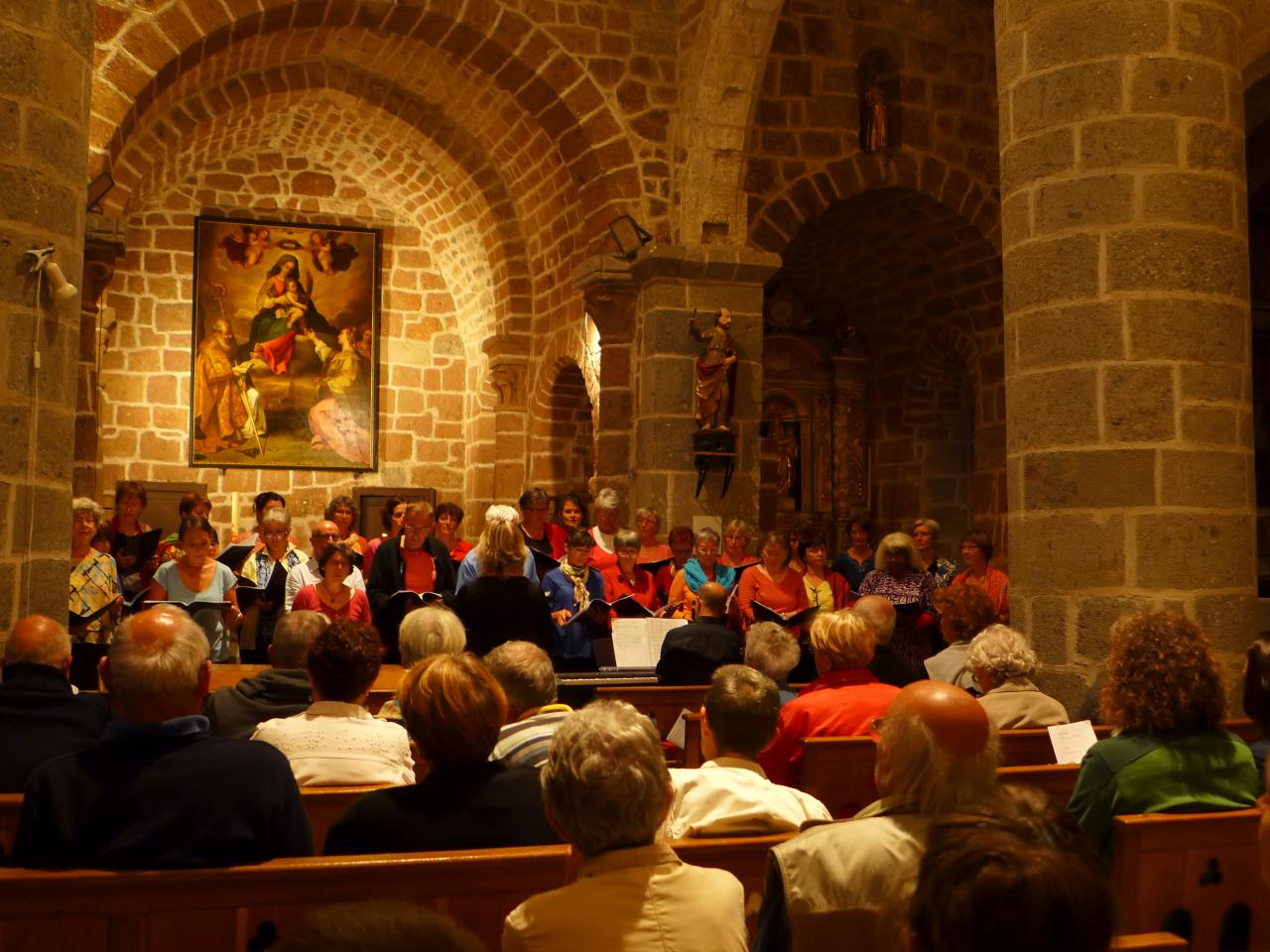 concert final dans l'église de Cheylade